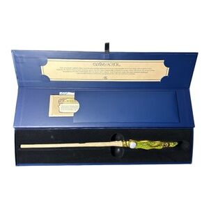 Universal Epic Universe Cosme Acajor Exclusive Interactive Wand - Willow Saule